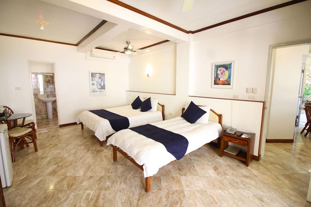 Mermaid Resort Puerto Galera Kültér fotó